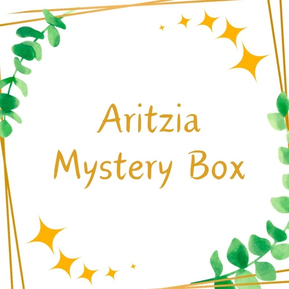 Aritzia Mystery Box five piece bundle women’s clothing - Picture 1 of 1